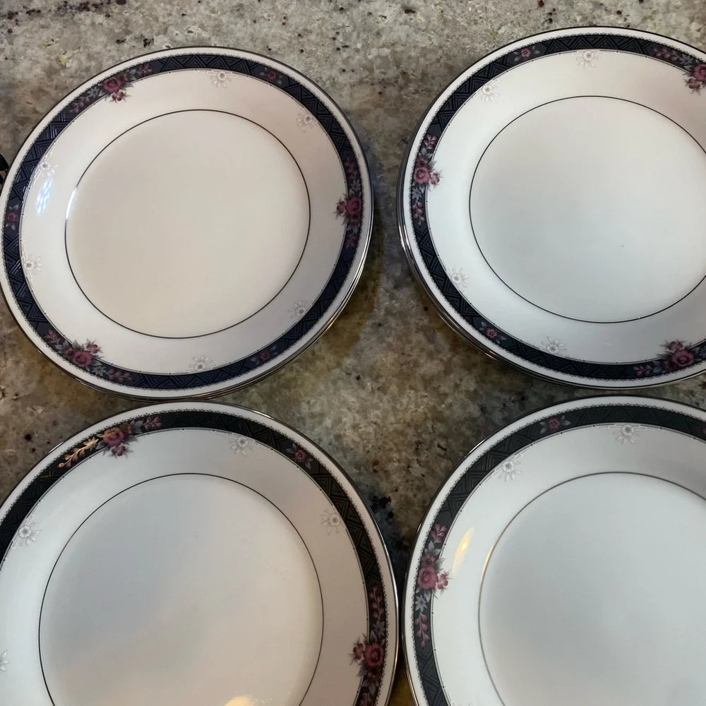 Noritake ETIENNE Ivory Fine China Salad Plates 7260 JAPAN 8 1/4”-Set of‎ 8